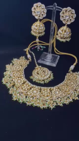 Kundan Necklace Set